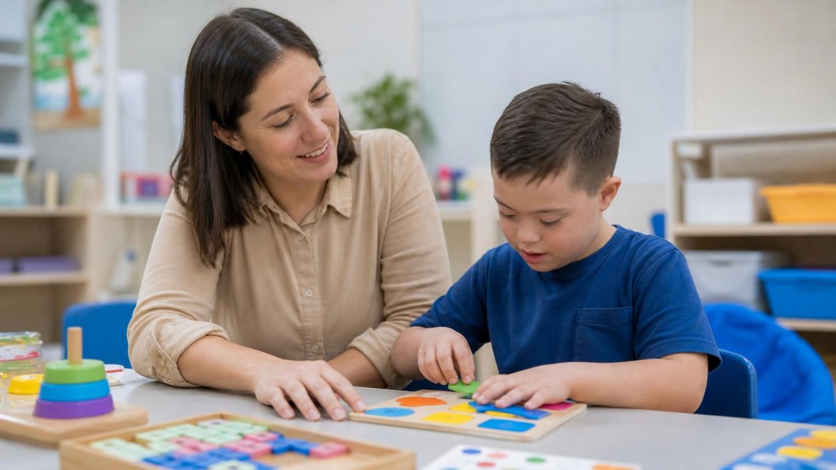 Imagem do curso EDUCAÇÃO ESPECIAL COM ÊNFASE EM DEFICIÊNCIA INTELECTUAL - 6 MESES