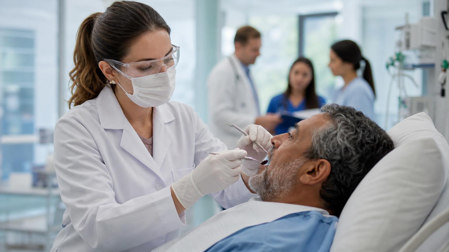 Imagem de destaque do curso ODONTOLOGIA HOSPITALAR COM PRÁTICA